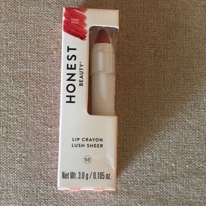 Honest Beauty lip crayon lush sheer